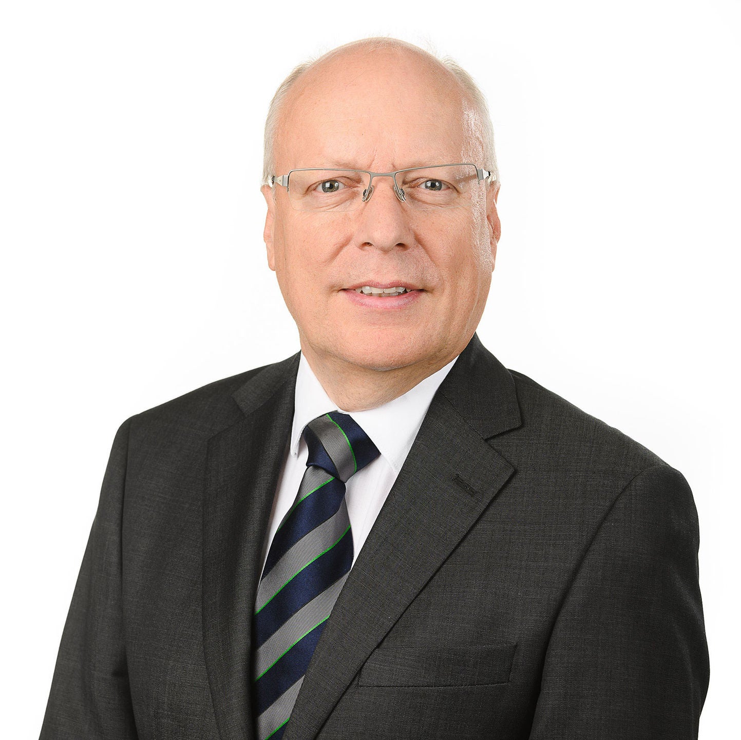 hps-bernd-maehnss